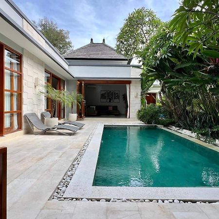 Villa Voyage 5 Seminyak  Ngoại thất bức ảnh