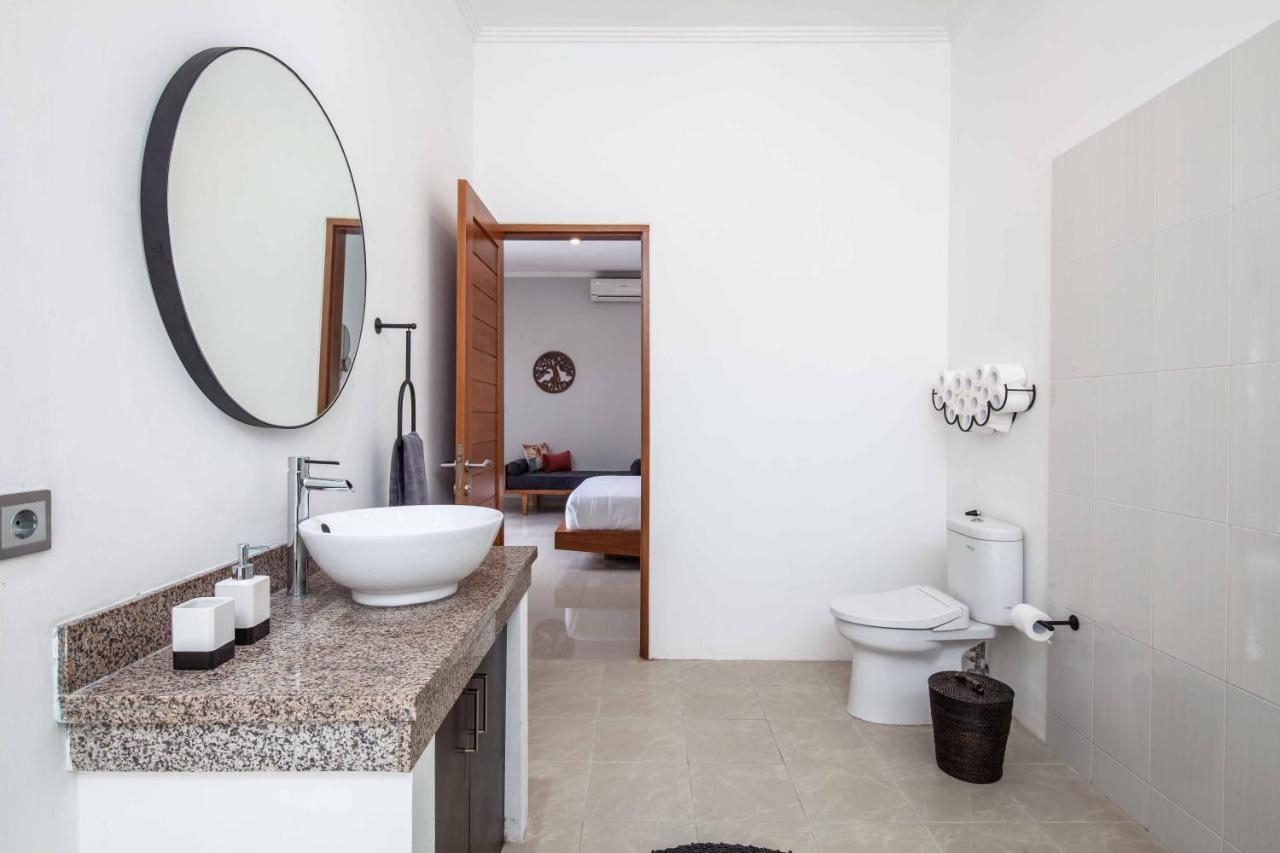 Villa Voyage 5 Seminyak  Ngoại thất bức ảnh